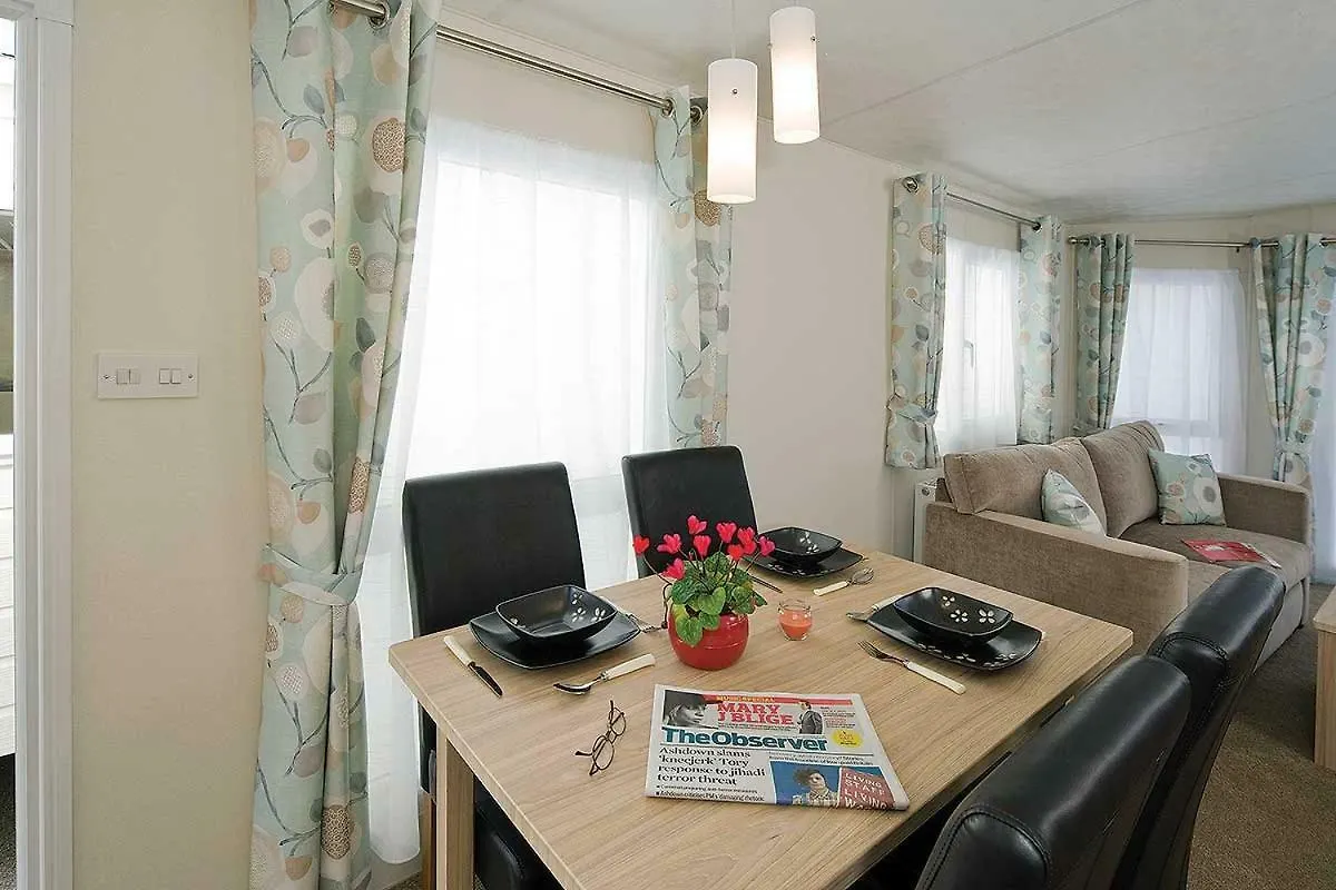 Sand Le Mere Holiday Village Tunstall  4*, Tunstall (East Riding of Yorkshire)