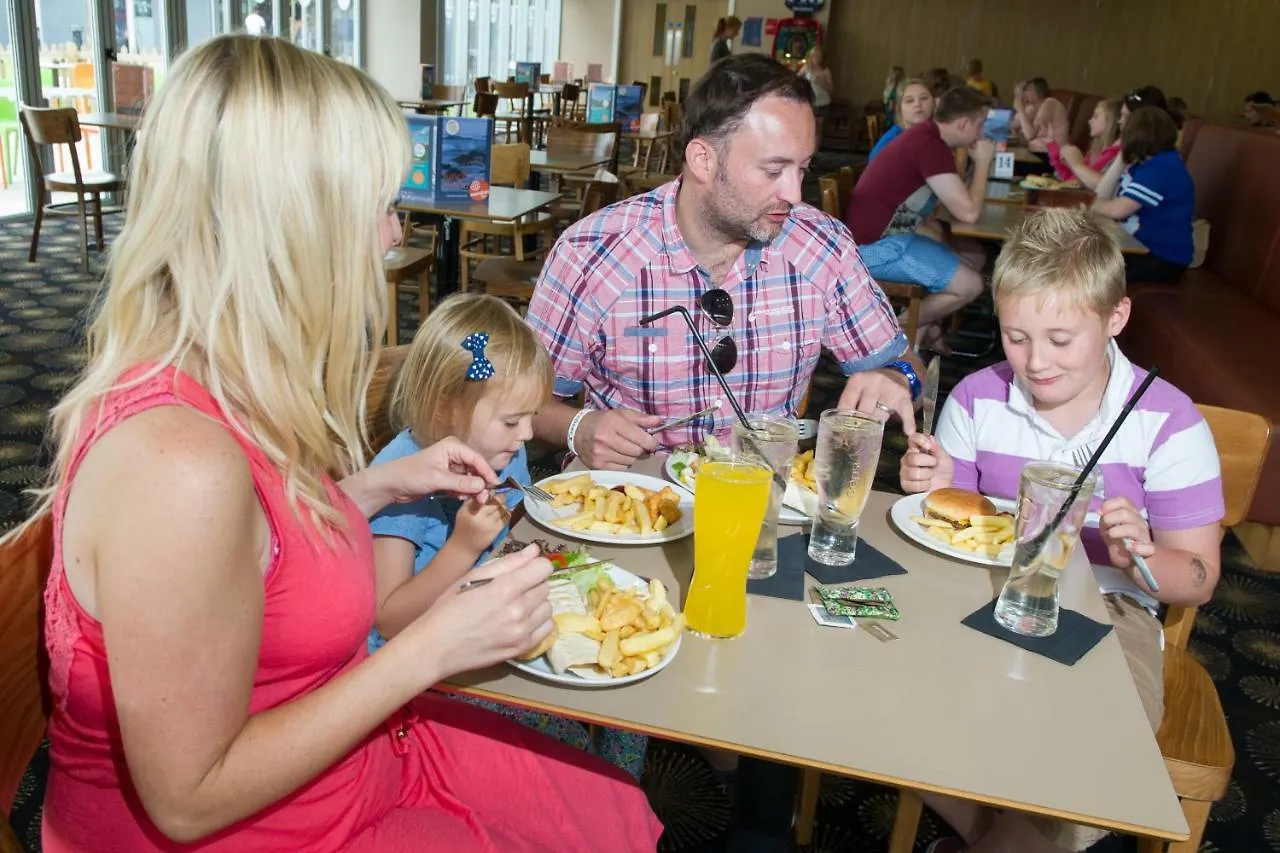 Sand Le Mere Holiday Village Tunstall  4*, Tunstall (East Riding of Yorkshire)